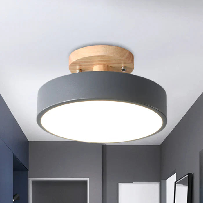 Scandinavian LED Ceiling Lamp - NordWood