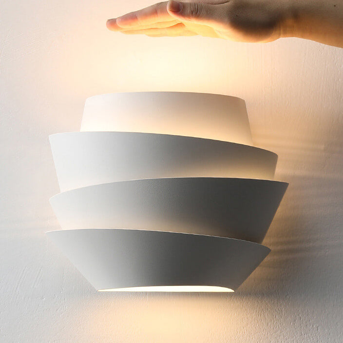 Scandinavian Wall Lamp with Double Light Points - NordGlow