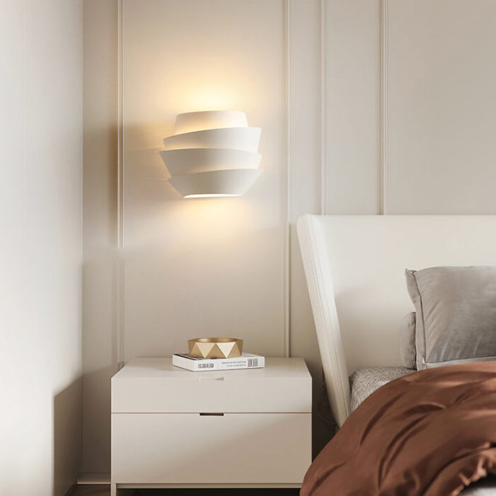 Scandinavian Wall Lamp with Double Light Points - NordGlow