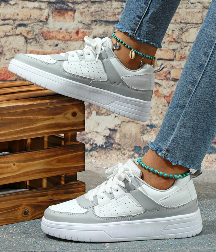 Fashionable Women's Sneakers - Naya