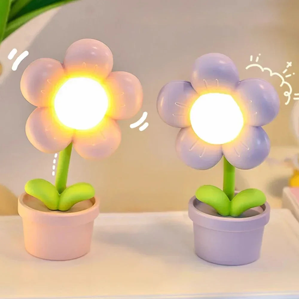 Small Flower Relaxing Table Lamp - BlossomGlow