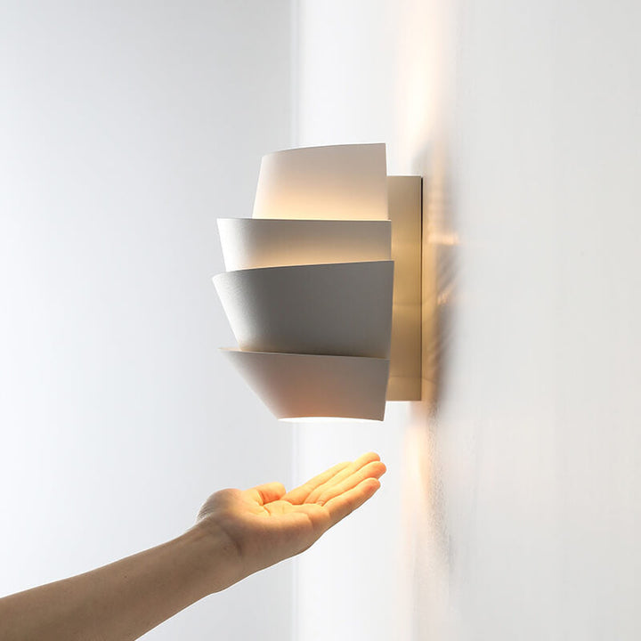 Scandinavian Wall Lamp with Double Light Points - NordGlow