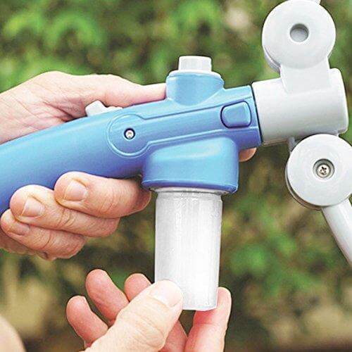 360° Pet Shower Tool - AquaPaws